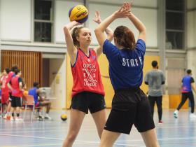 奠定了国家乒乓球女子队的核心选手位置