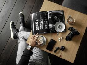 特斯拉股价下跌,不要在意股市的疯狂