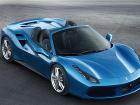 外观依旧是奔驰家族风格