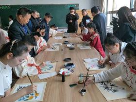 潍坊市老干部诗词楹联进校园活动成果丰硕