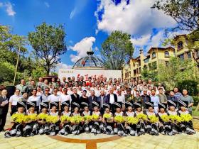 七将军挥毫,十八名家泼墨!骆驼湾美术馆红星闪耀军旅书画展启幕