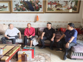 云南省元谋县林业和草原局开展老年节退休老干部走访慰问活动