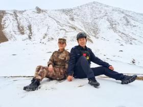 悬崖边上的藏蓝誓言:这场雪地婚礼,昆仑山为他们披上婚纱!