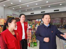 叫响这个不变的口号:“人民选我当代表,我当代表为人民”