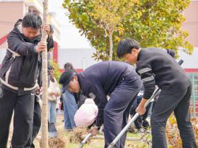 江苏海安:植绿铸魂守青春 禁毒宣讲护成长