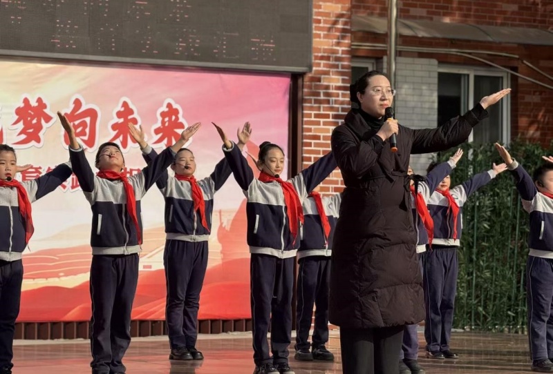 少年砺志强国防 芳华筑梦向未来 ——洛阳市芳华路小学举办”国防育童心”教育实践汇报活动-图片4