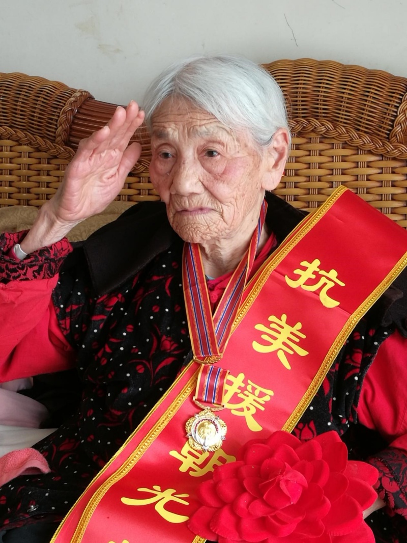 赓续红色血脉 青春致敬英雄 纪念运河支队成立86周年暨大学生舞台剧《运河军嫂》首演活动在徐州举行-图片7