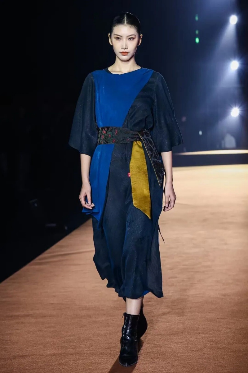 从“原产地”到“时尚策源地”，顺德香云纱两大产业盛事璀璨启幕-图片2