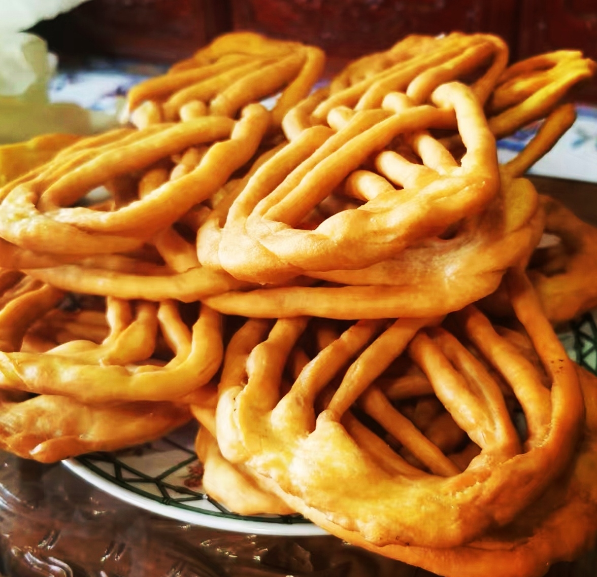 寻味奔子栏：以面为壤，以舞为魂，种一棵吉祥的树-图片1