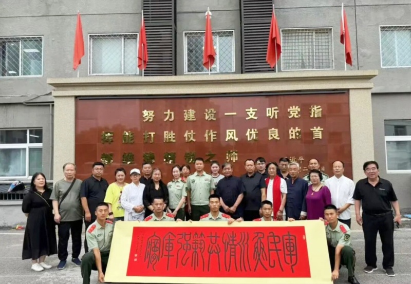 一颗“螺丝钉”的崇高叙事——忠孝传家铸风骨 笔写“金句”传大爱-图片4