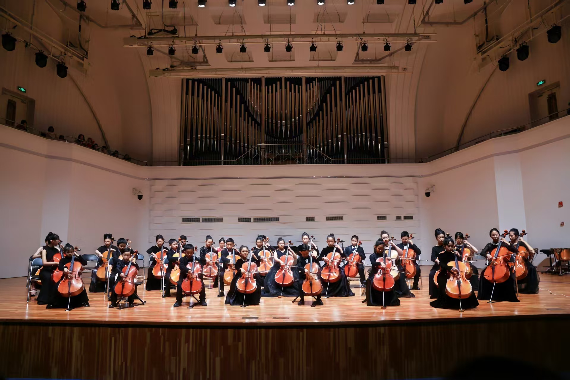 以青春为谱，向世界发声：一场音乐会连接的心灵成长与远方-图片1