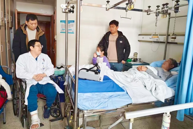 责任担当仁者之心，共情铸就的温暖坚守-图片1