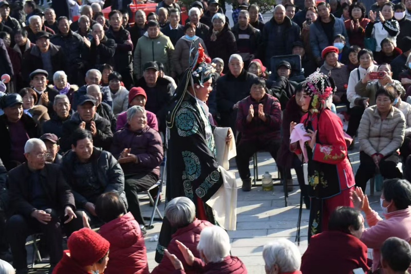 马年第一嗓:孟津区曲剧团奏响新春戏曲华章-图片1