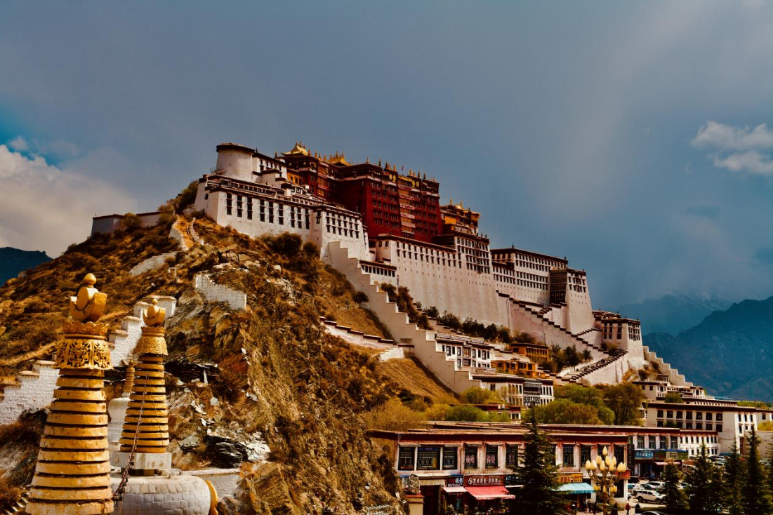 山河入笔，哲思入心：读计毅彪《大美山川 梦幻神州》-图片2