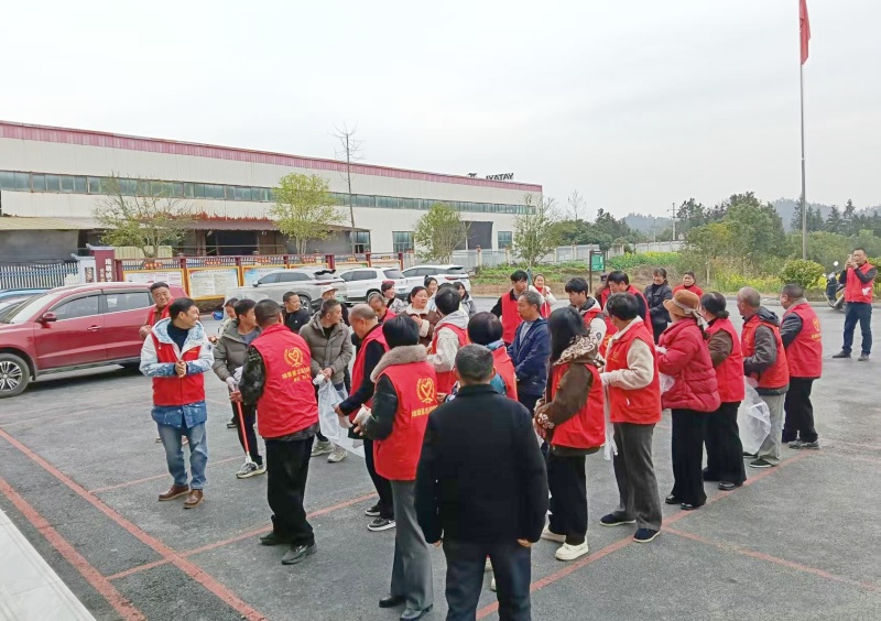 弘扬雷锋精神 美化社区环境——新化县琅塘镇苏新社区开展环境卫生清理志愿服务活动-图片3