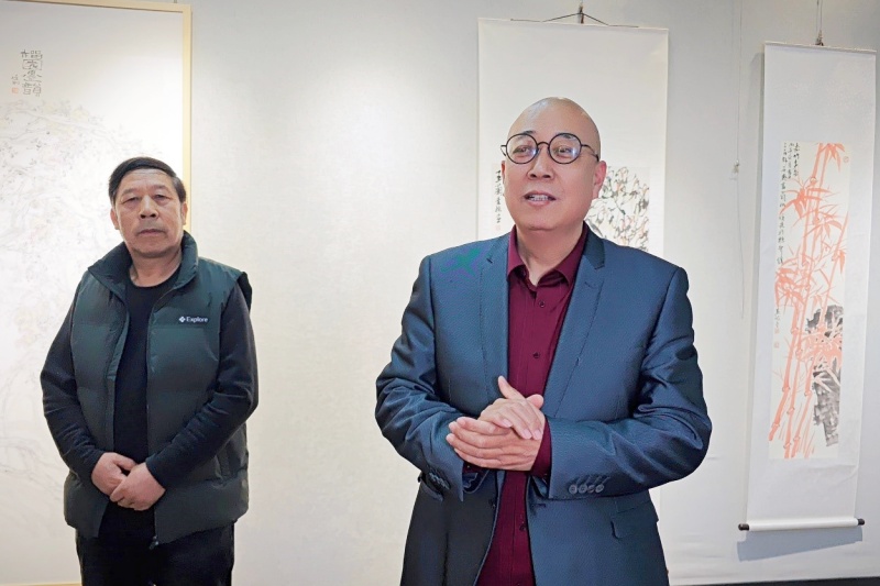 榴域芳华——薛城区第二届女画家作品展盛大开幕-图片6