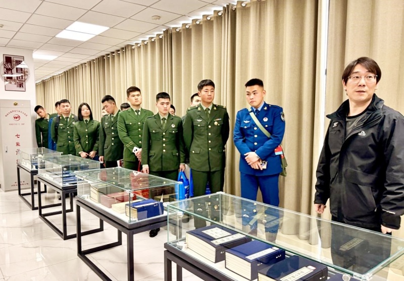 薪火赓续长征魂 档案铸魂家国情 ——薛城区档案馆组织返乡退役军人开展家国情怀 教育研学活动-图片4