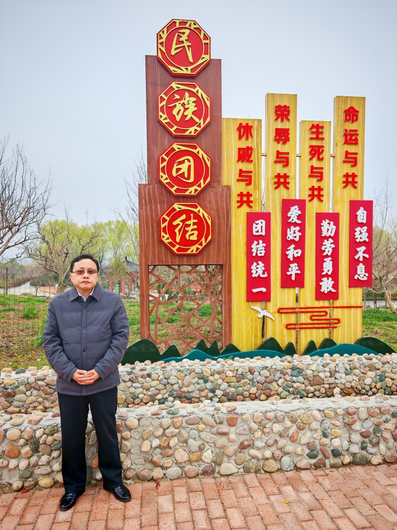 春雨润榴园 党建促振兴——中国新时代党建融媒岳伟新社长赴枣庄峄城万亩石榴园调研-图片2