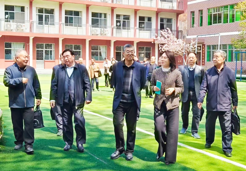 “大手”牵“小手”，让传统文化在校园落地生根-图片1