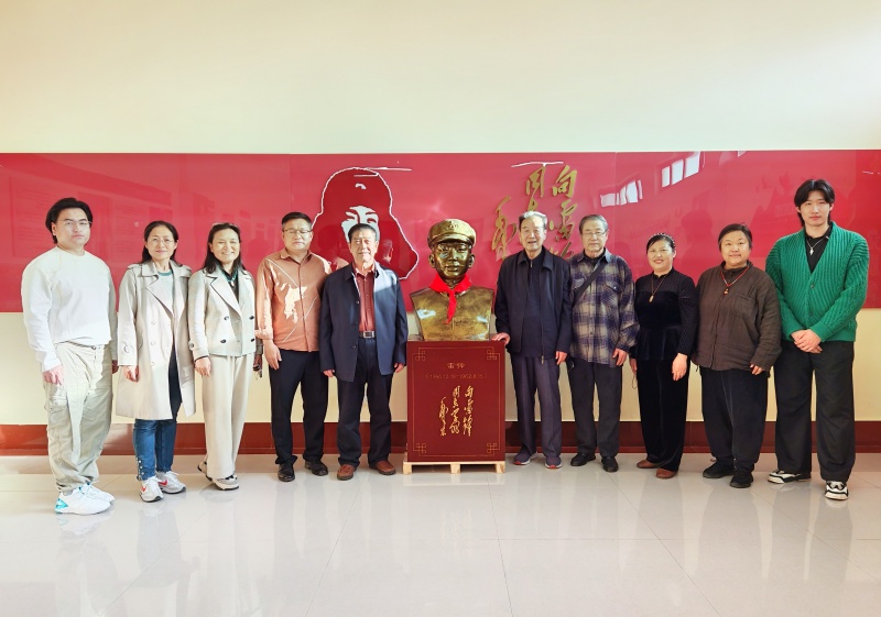 枣庄市工人文化宫版画培训班学员观摩瑞琴艺术馆-图片6