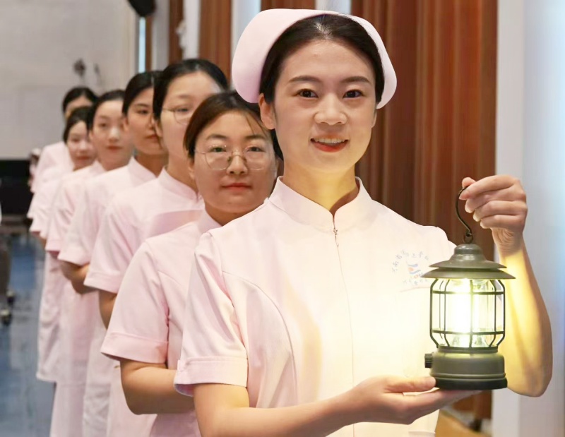 薪火相传 仁心永续——河南省洛阳正骨医院隆重举办护士节授帽仪式-图片3