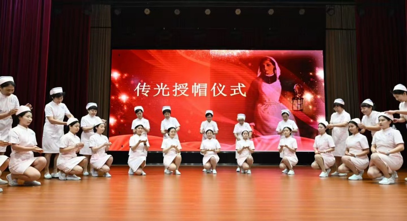 薪火相传 仁心永续——河南省洛阳正骨医院隆重举办护士节授帽仪式-图片4