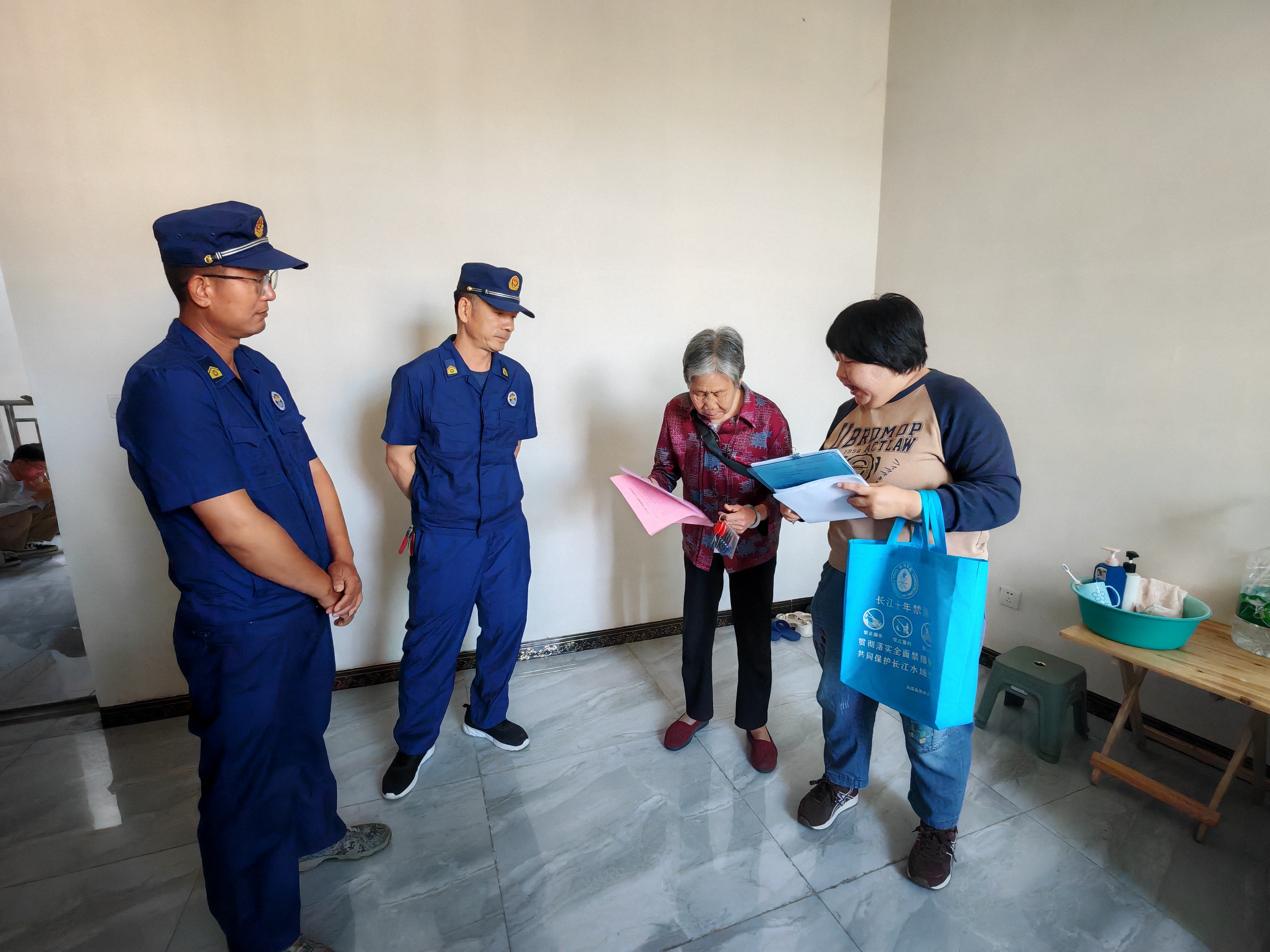 云南省元谋县元马镇：持续推进“拆窗破网”筑牢居家安全防线-图片1